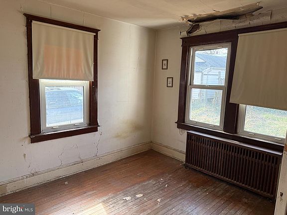 4th image of 900 Northpoint Rd