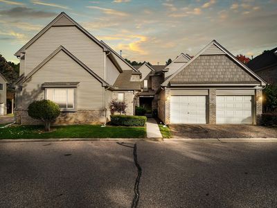 766 S, Milford, MI, 48381