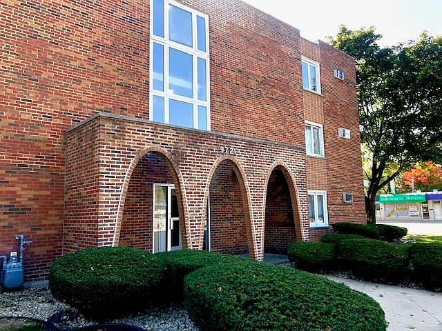 1st image of 9721 S Cicero Ave APT 3B