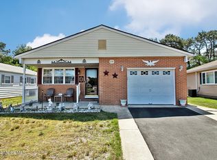 28 Pulaski Blvd, Toms River, NJ 08757