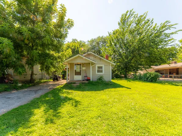 2449 N Boonville Avenue, Springfield, MO 65803