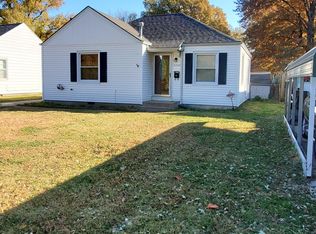 2240 SW Macvicar Ave, Topeka, KS 66611