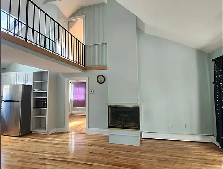 45 Hollis Ave #1R — Photo 3