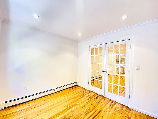 4th image of 41-28 45th St #1R