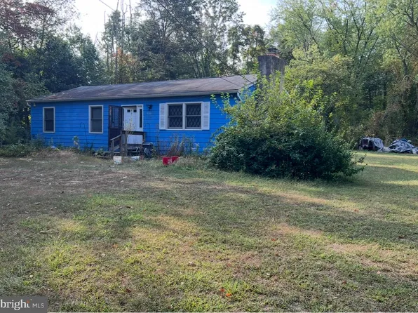 1636 Hall Ave, Franklinville, NJ 08322