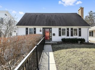 377 Marion Ave, Glen Ellyn, IL