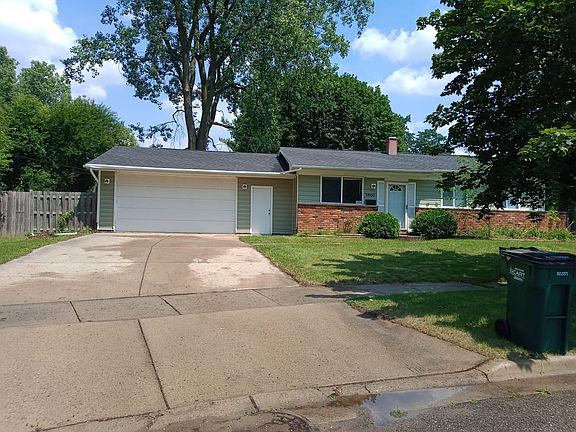 4th image of 3800 Glenbrook Dr