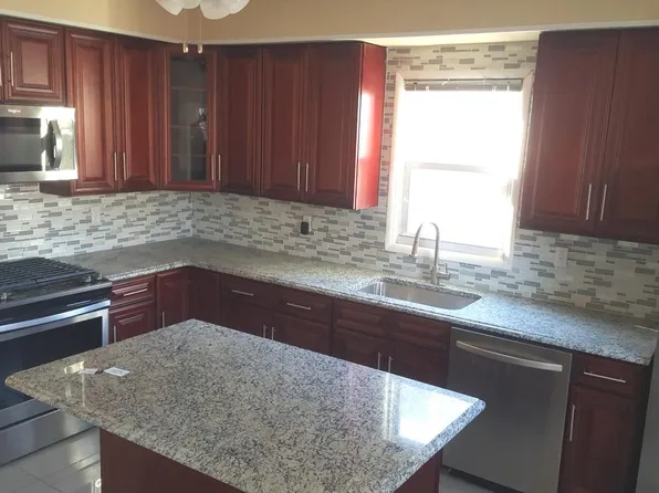 24 Hackett Pl Floor 2, Rutherford, NJ 07070