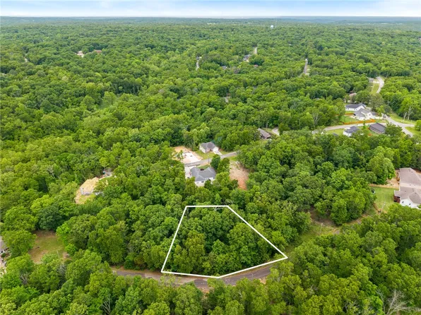 Banff Dr #17, Bella Vista, AR 72715