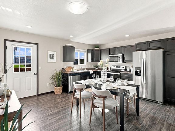 5th image of 850 Diamond Ridge Blvd