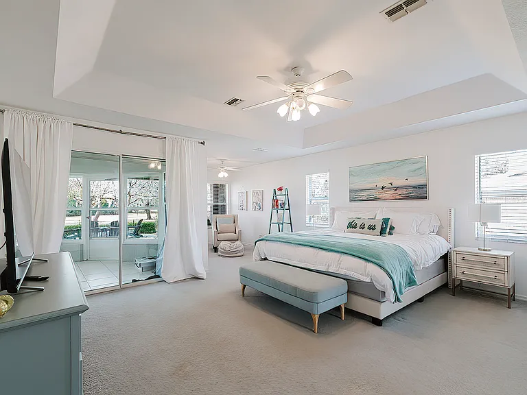 240 N Country Club Dr — Photo 21
