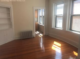 885 Massachusetts Ave APT 12, Cambridge, MA 02139