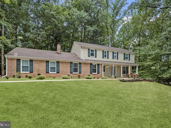 12905 Heather Cir, Fort Washington, MD 20744