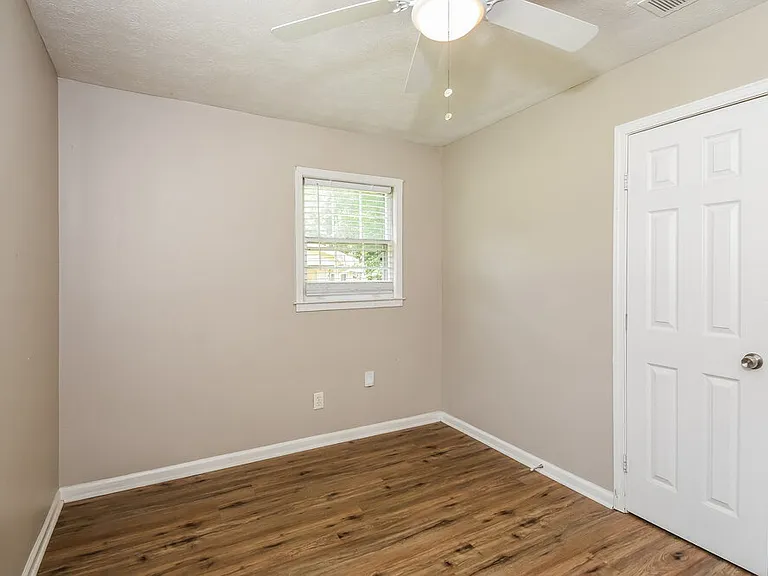 6325 Wellington Way — Photo 12