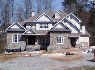 107 Stone Bridge Way, Oak Ridge, TN 37830