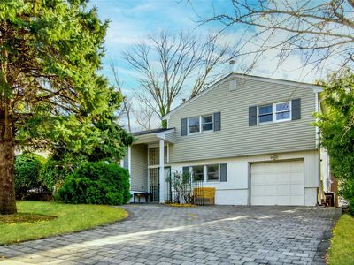 40 Mcloughlin Street, Glen Cove, NY, 11542