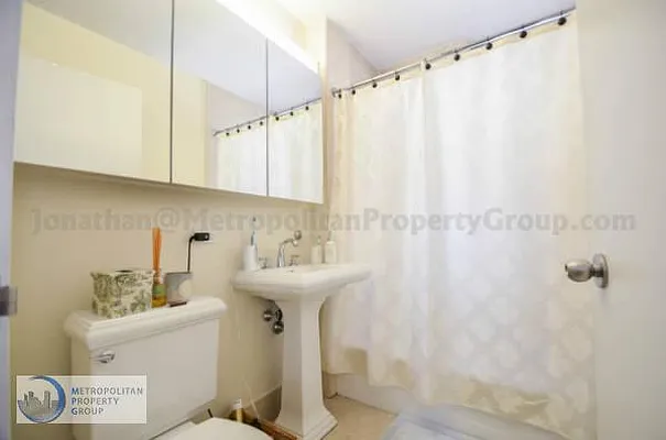 Rented by Metropolitan Property Group | media 21