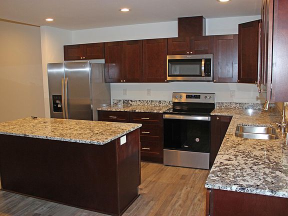 2nd image of 308 W Eagle St