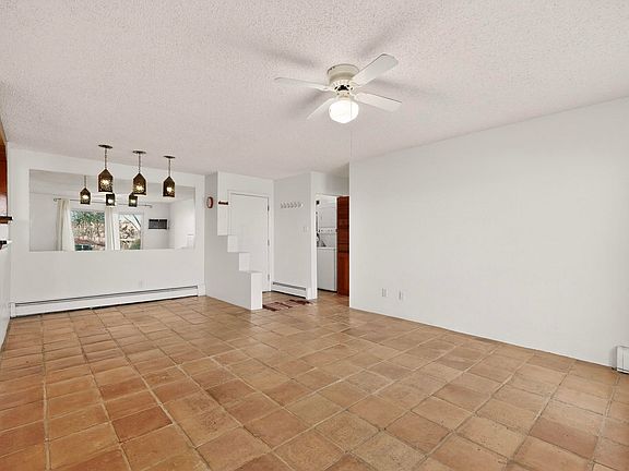 3rd image of 151 Calle Ojo Feliz Unit J