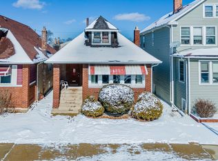 5152 W Warwick Ave, Chicago, IL 60641