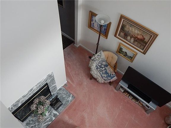 4th image of 437 Bayhill Dr