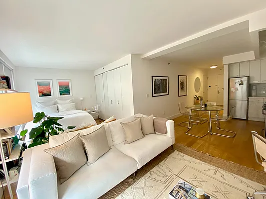 Rented by Corcoran | media 3