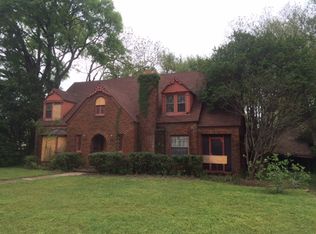 822 Charlotte Dr, Longview, TX 75601