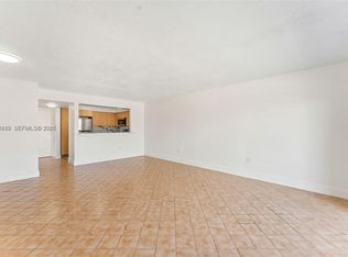 8460 SW 154th Circle Ct APT 127, Miami, FL 33193