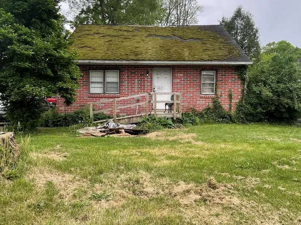 2626 W Philadelphia Ave, Oley, PA 19547