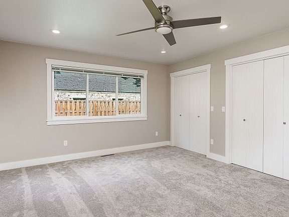 4th image of 2411 Arvin Ln