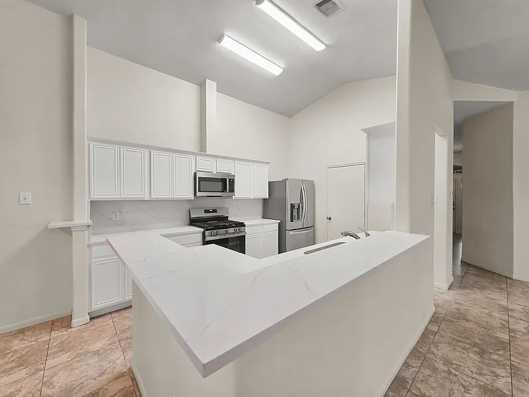 14626 Gervaise Dr — Photo 15