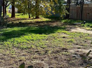 313 Carlgo St, Carlsbad, NM 88220