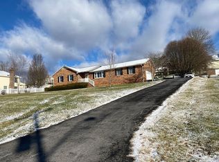 570 Wyndale Rd, Abingdon, VA 24210