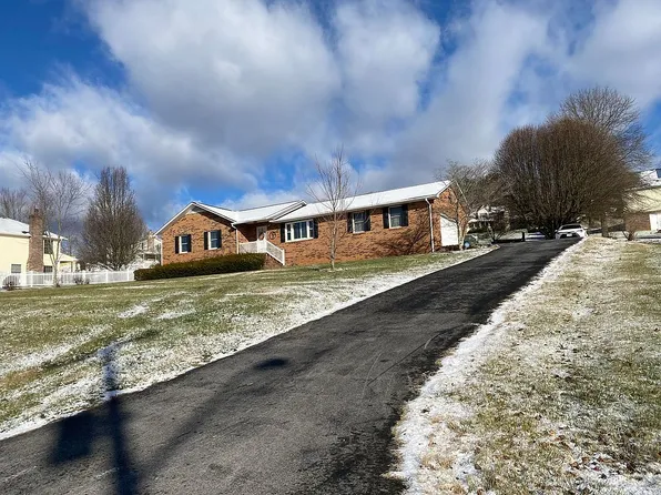 570 Wyndale Rd, Abingdon, VA 24210