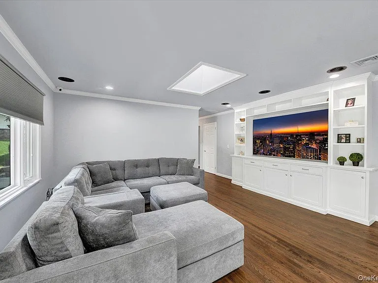 2 Stonycrest Rd — Photo 14
