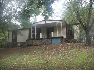 1356 Peak Dr SE, Dalton, GA 30721