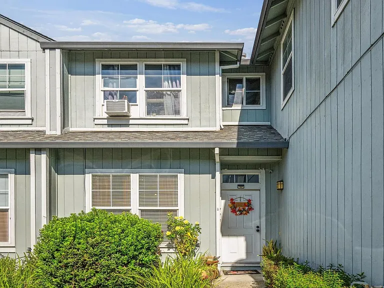 1507 Pinebrook Pl — Photo 12