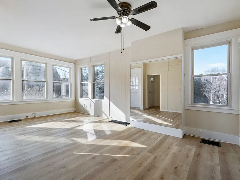 113 Johnston Avenue — Photo 20
