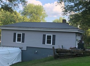 5279 Indian Hill Rd SE, Uhrichsville, OH 44683