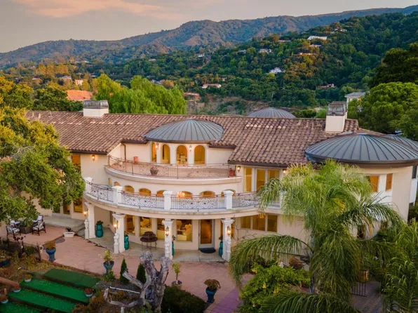 24680 Prospect Ave, Los Altos Hills, CA 94022