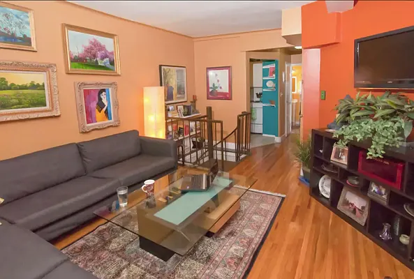 Rented by Charles Coutinho LLC | media 42