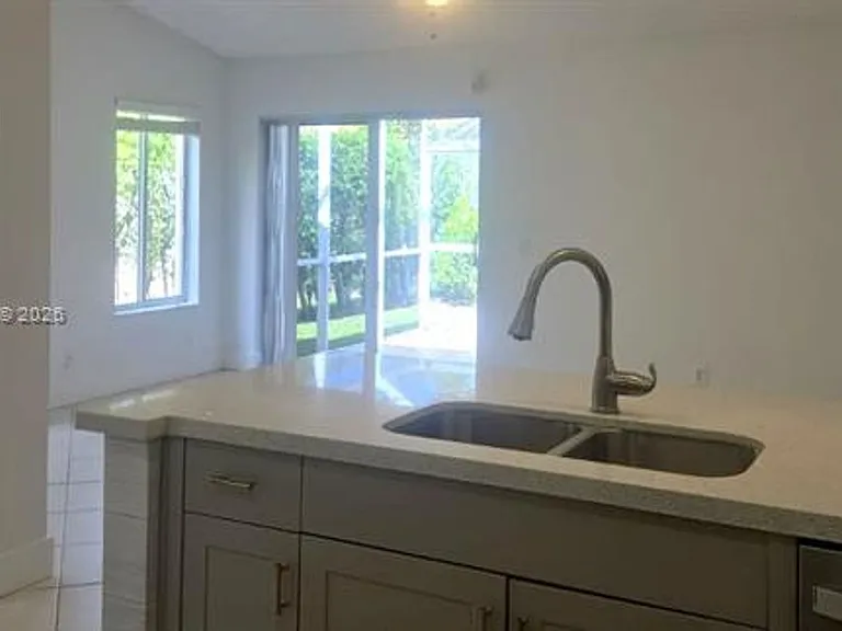 1527 Palermo Dr — Photo 21