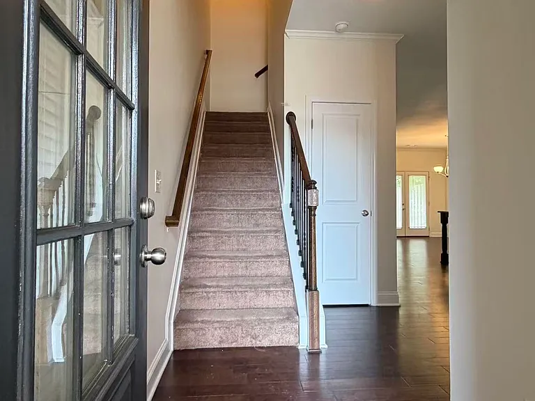 109 Braemore Mill Dr — Photo 2