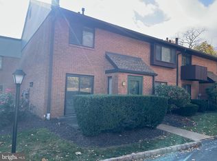 700 Ardmore Ave APT 210, Ardmore, PA 19003
