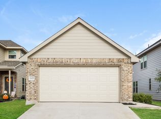 10451 Green Br, San Antonio, TX 78223