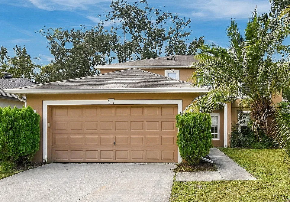 13873 Econ Woods Ln