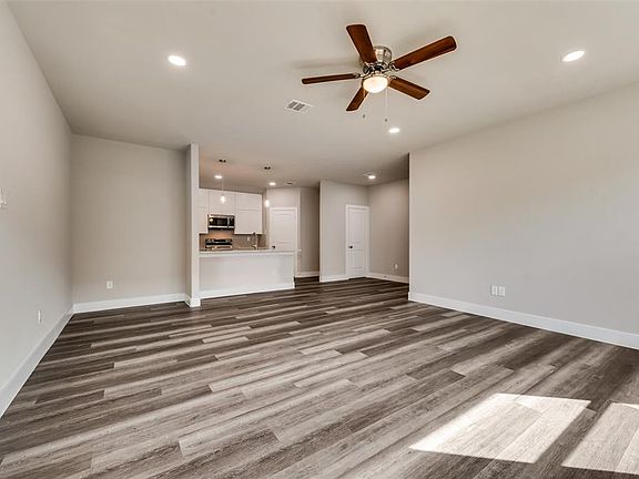 5th image of 620 S Garrett Ave