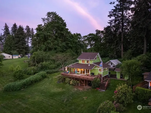 39 Walden Island, Silverlake, WA 98645