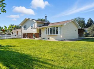 4708 Howie Dr, Rapid City, SD 57703