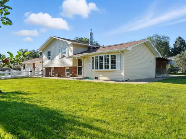 4708 Howie Dr, Rapid City, SD 57703